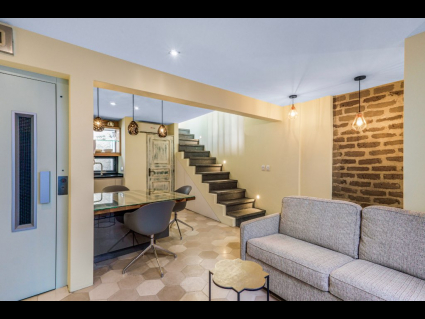Main tile kitchen 2
