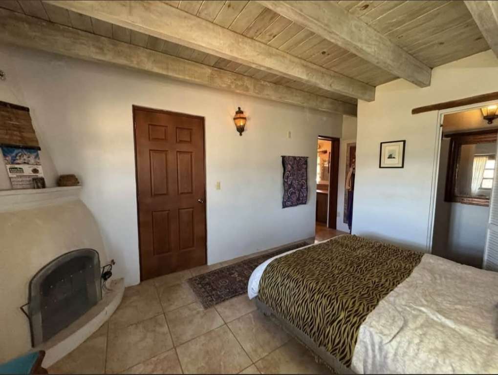HOUSE FOR SALE IN MINERAL DE POZOS REALTY WORLD SMART09-14-15 3
