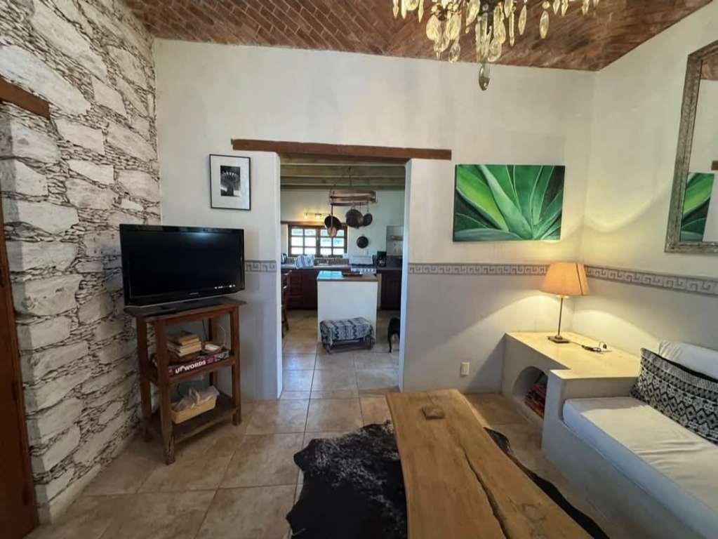 HOUSE FOR SALE IN MINERAL DE POZOS REALTY WORLD SMART09-14-15 4