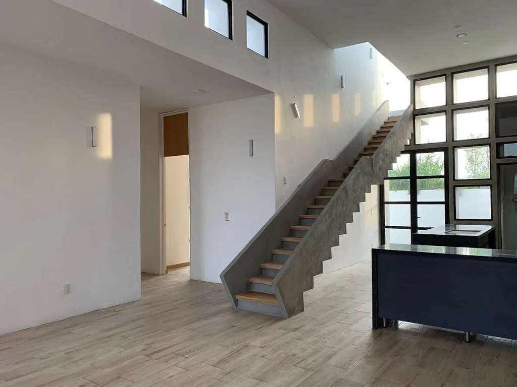imgi_15_EB-ND2695