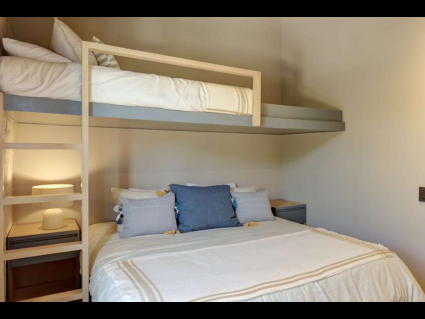 casa-merlot-13.-family-bedroom-1170x785