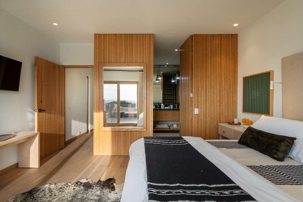 Le Cottage Penthouse #9