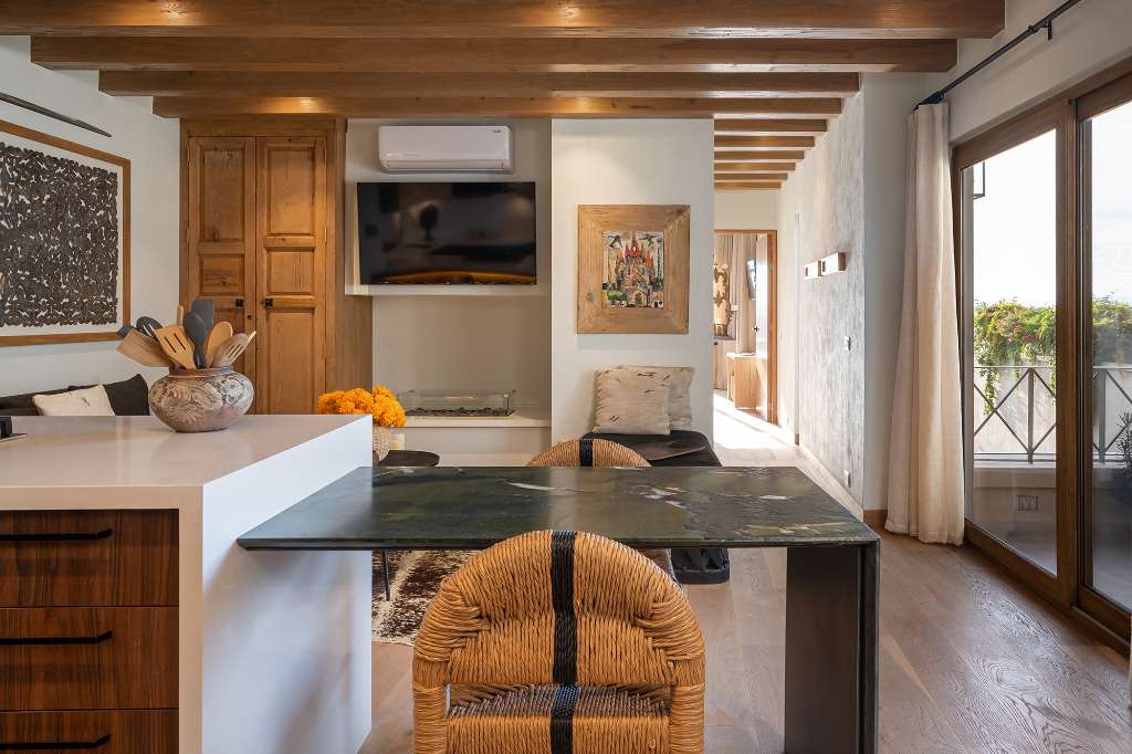 Le Cottage Penthouse #9