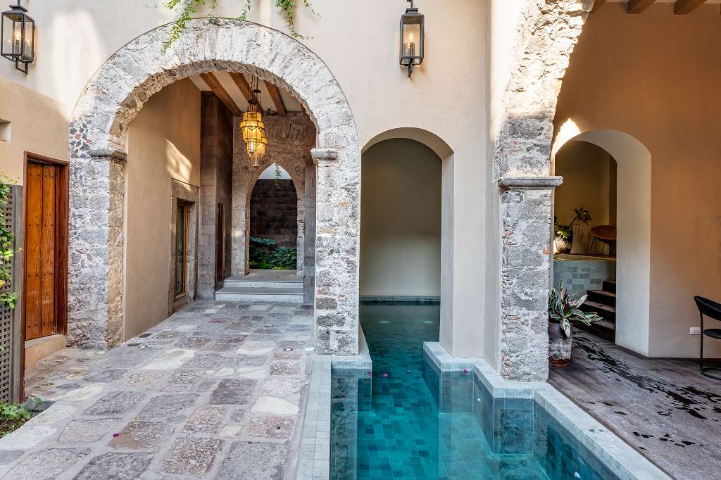 Le Cottage Penthouse #9