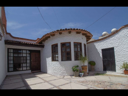 House for Rent in San Miguel de Allende R126 (2)