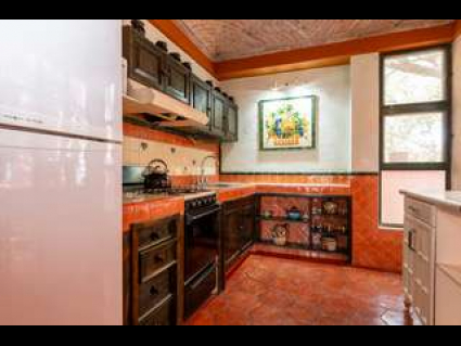 2nd floor kitchen