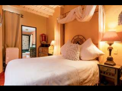 2nd floor master bed