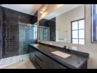 Loft House 2-22