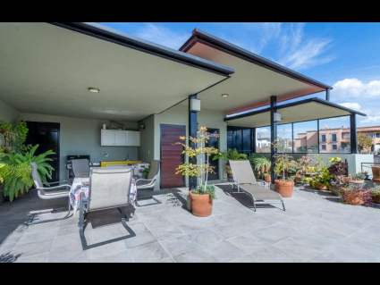 8803_13_casa_adelaide
