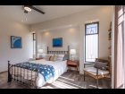 8803_6_casa_adelaide